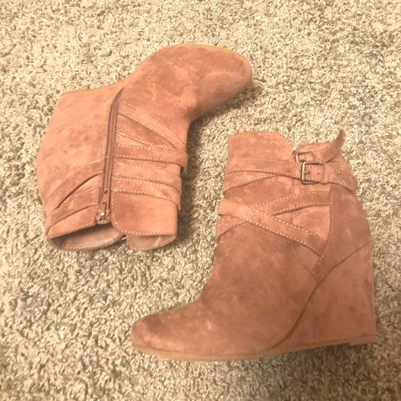 NWOT Steve Madden | Ankle Boot Wedges - Picture 2 of 7